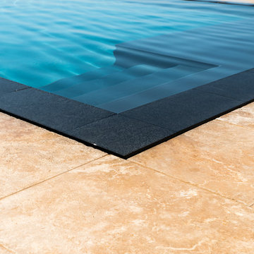 Différentes margelles pour piscines