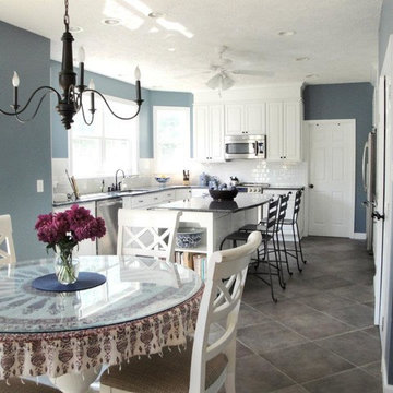 White Kitchens, timeless....