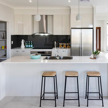 Blondies Beach Home