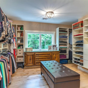 Merrymeeting Lake Contemporary