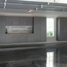 Garage @ 3rd Ave