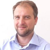 Foto von Daniel Zaturansky