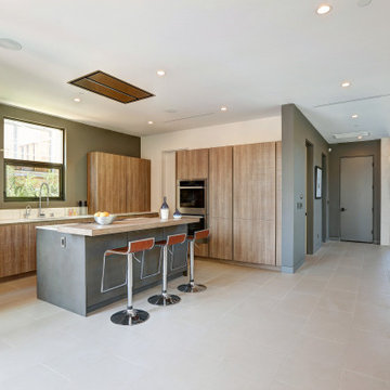153 N Edinburgh