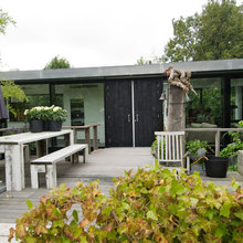 HOUSEBOATS