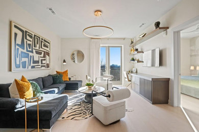 J5 Condo - Home Staging