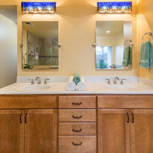 Oak Crest Bathroom