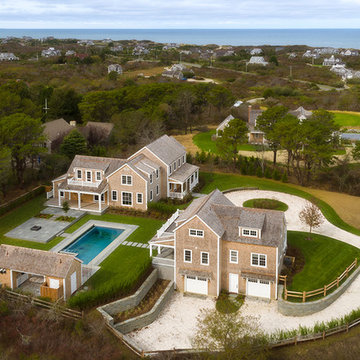 Dionis Compound