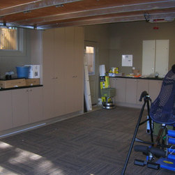 Garage Cabinets Half Moon Bay, California - Garage And Tool Storage