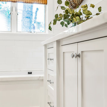 Shepherd's Lane Residence: Bathroom 2