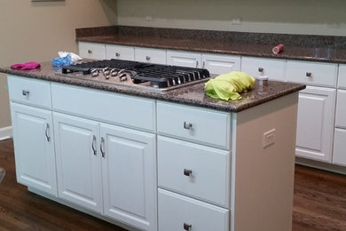 Example of a transitional kitchen design in Chicago