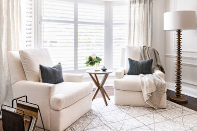 Example of a living room design in Ottawa