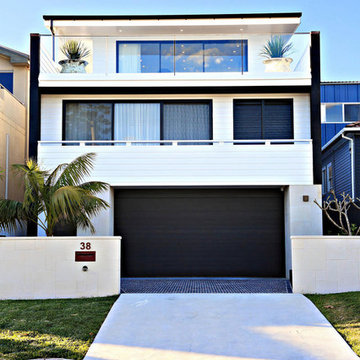 B&M House -Curl Curl