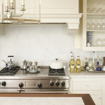 PORTLAND CONDO - CLASSIC INTERIORS
