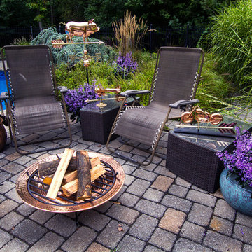 Patio Deck & Yard