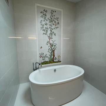 Free standing bathtub