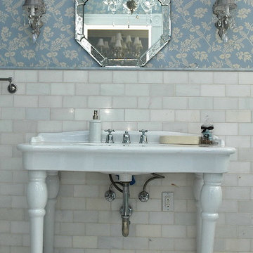 Congress Bathroom