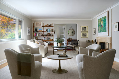 Living room - 1950s living room idea in DC Metro