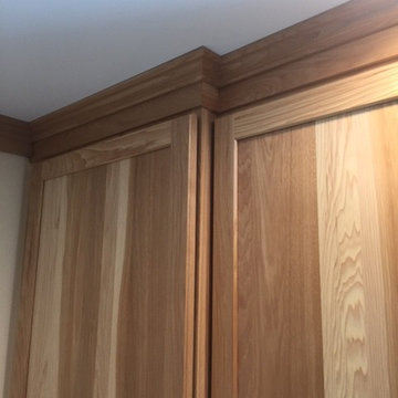 CLEAN MAPLE KITCHEN