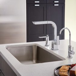 90 Degree&trade; Chrome One-Handle High Arc Pullout Kitchen Faucet - Products