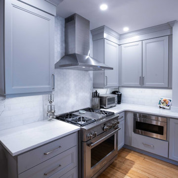Gray Kitchen Cabinets – Cool & Elegant!