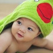 Wong Yee's photo