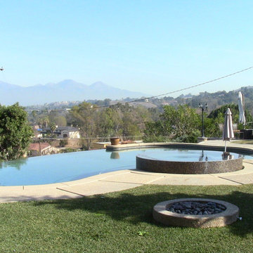 Negative Edge Swimming Pools