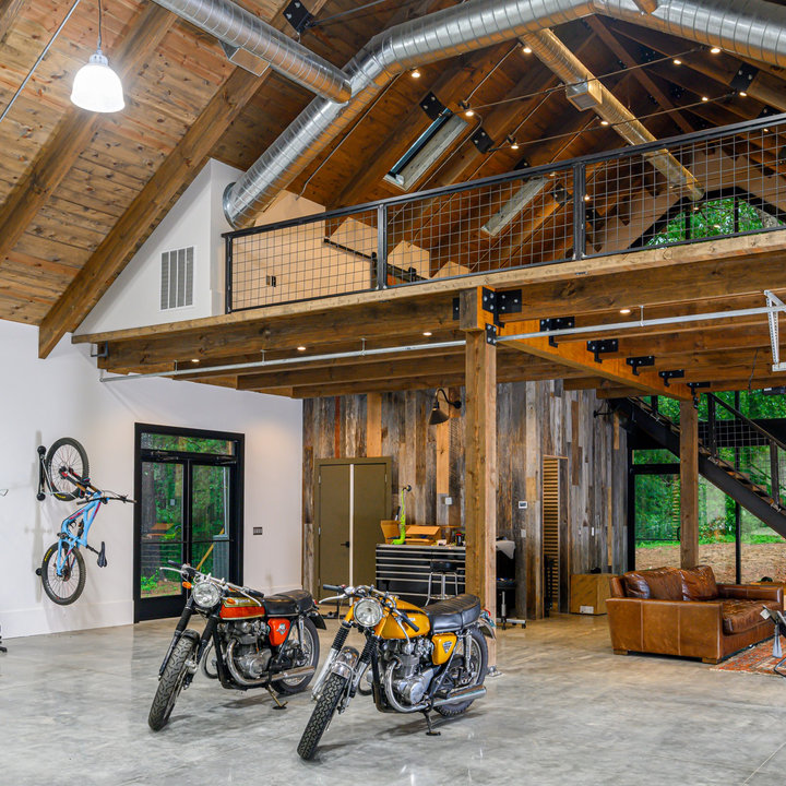 75 Industrial Garage Ideas You'll Love - March, 2026 | Houzz - Industrial Chic Decor Ideas For Garage