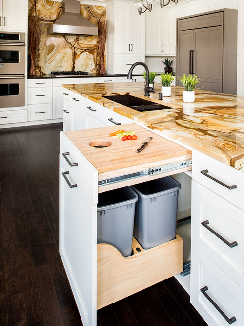 Best Granite Countertop With White Cabinets Design Ideas & Remodel ...  Best Granite Countertop With White Cabinets Design Ideas & Remodel Pictures  | Houzz