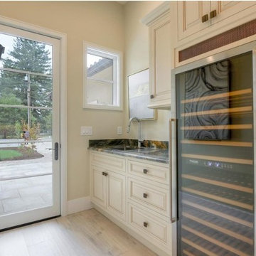 Butler Pantry