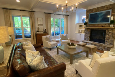 Example of a classic living room design in Atlanta