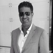 Michael Popok's photo