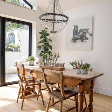 Contemporary Open Plan Kitchen Living