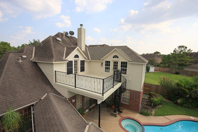Example of a classic deck design in Houston