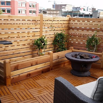 Conconi - Privacy screen and faux planter