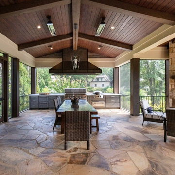Lake Oconee Outdoor Grill Area