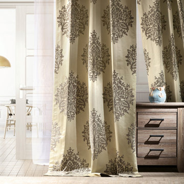 Ellaria Silver & Ivory Designer Damask Curtain