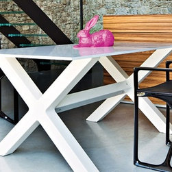 Banquete Outdoor Table by Serralunga - Outdoor Dining Tables