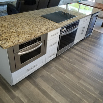 Clearwater Bch kitchen