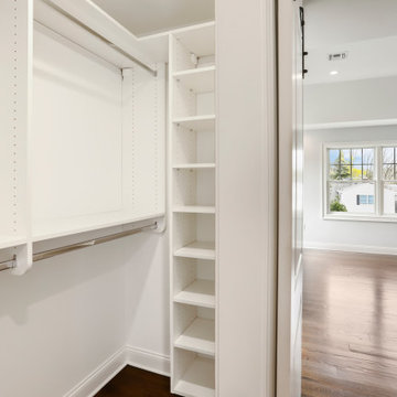 Custom Walk-In Closet