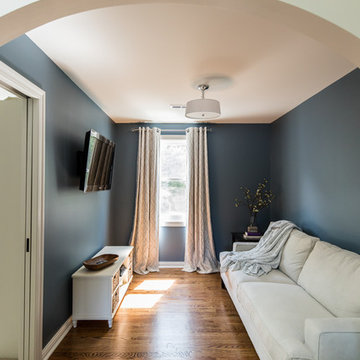 Grape Street Poptop Master Sitting Room