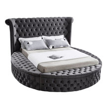Front guest bedroom