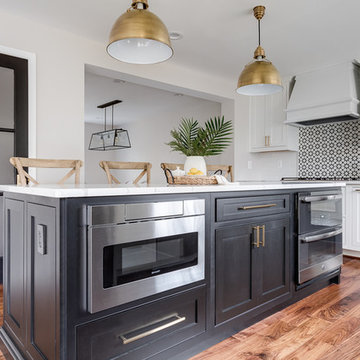 A Modern Twist on a Classic Kitchen