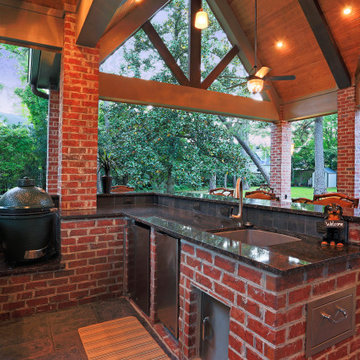 Outdoor Kitchens