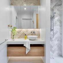 20RT - Guest Bathroom