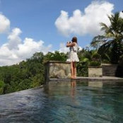 Dee Dee's photo