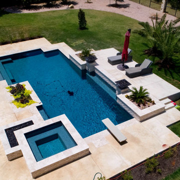 Modern Diving Pool Boerne
