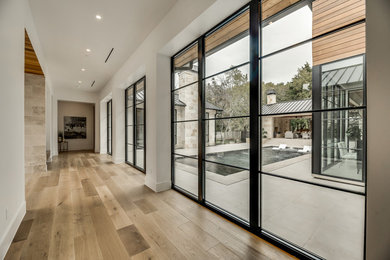 Home design - contemporary home design idea in Dallas