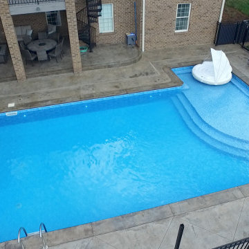 Hybrid Vinyl Liner Pool (22x44ft) Custom 10x5ft Wedding Cake style tanning ledge