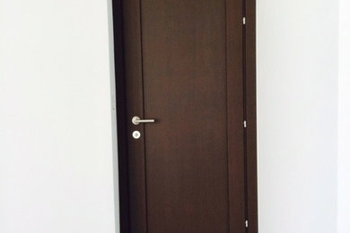 Italian Modern Interior Door Installation