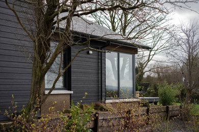 Photo of a retro house exterior in Other.